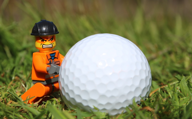 golf ball, minifig, 4K, mad, near, orange, man, funny, offspring, anger, frustration, plant, leisure activity, lego, outdoors, males, humor, people, tantrum