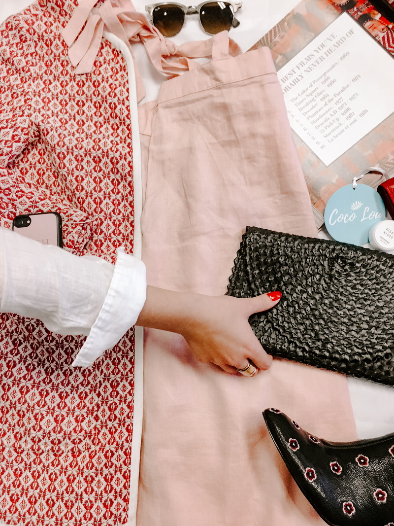 apparel, real people, food, adult, fashion blogger, human hand, person, lifestyles, 4K, hand, flat lay, holding, leisure activity, indoors, influencer