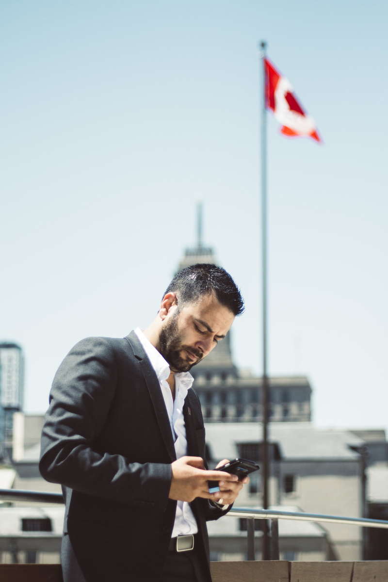 communication, person, technology, office, 2K, busy, men, man, outdoors, sky, corporate business, architecture, serious, business person, business, daylight