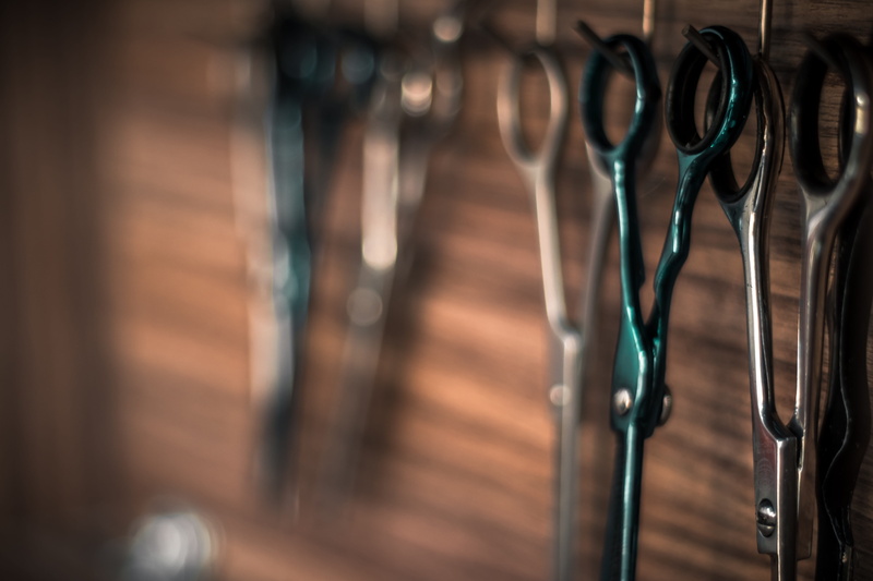 trim, barber, brick, 5K, close-up, indoors, no people, steel, safety, selective focus, cut, wood - material, connection, door, metal, focus on foreground