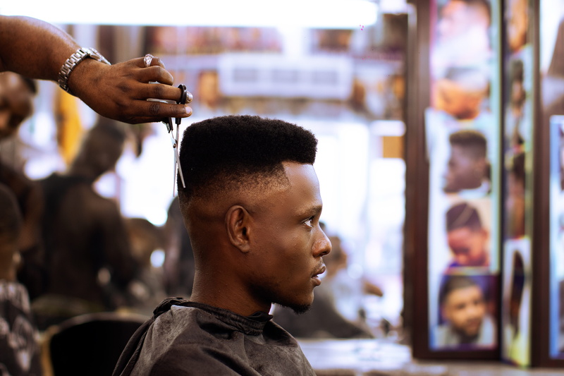 face, happiness, bar counter, cup, headshot, coffee cup, side view, focus on foreground, barber, water, haircut, washing, head, young men, smiling, men