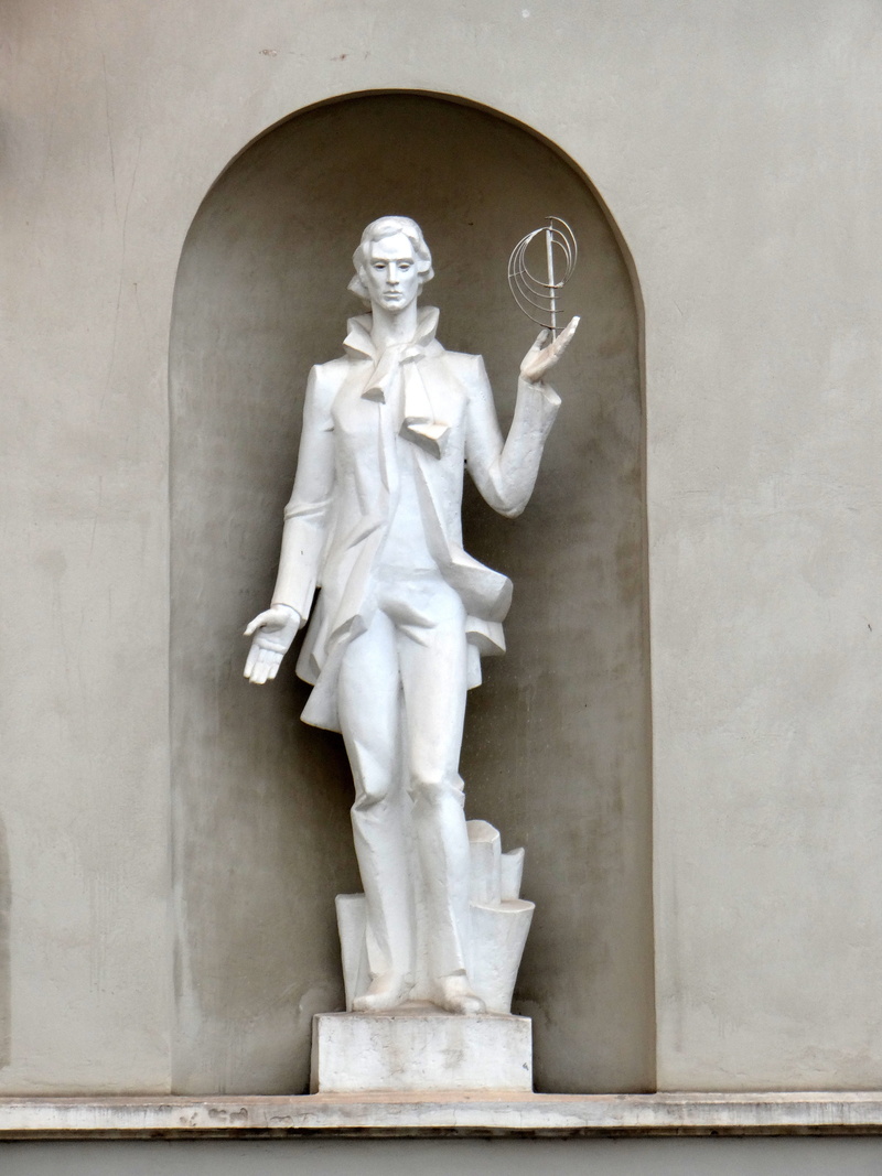 spirituality, the statue, history, creativity, human representation, day, 4K, vilnius university, statue, scientist, art and craft, vilnius, craft, wall - building feature