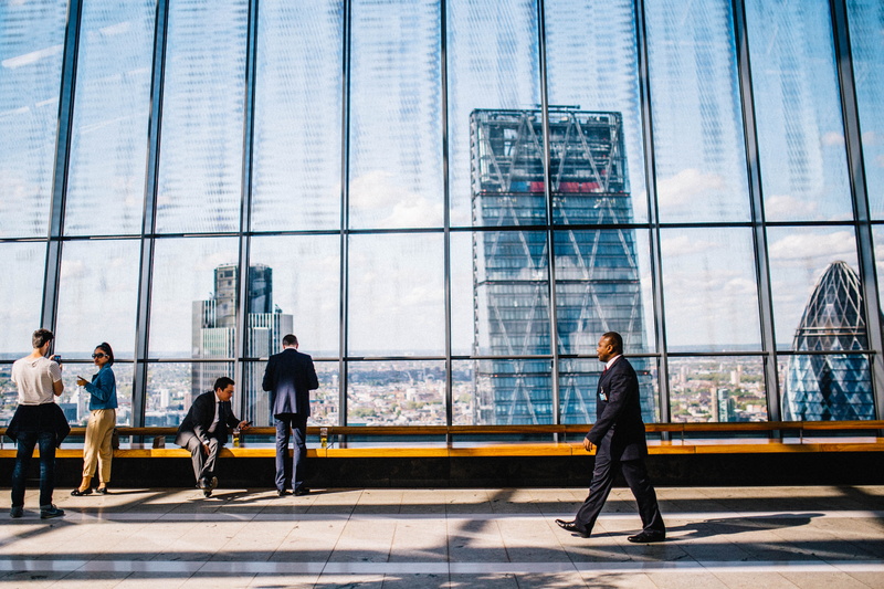 steel, city life, 20 Fenchurch Street, architecture, businesswomen, business person, job, office building exterior, 4K, people, Modern building, reception
