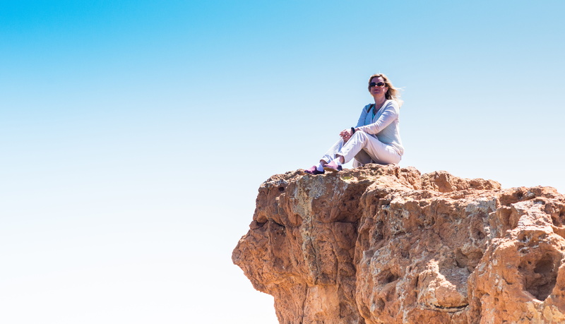 confident, purpose, peak, copy space, attainment, nature, sitting, Summit, satisfaction, one person, lady, girl, sky, Blond, fashion, accomplishment, lifestyles