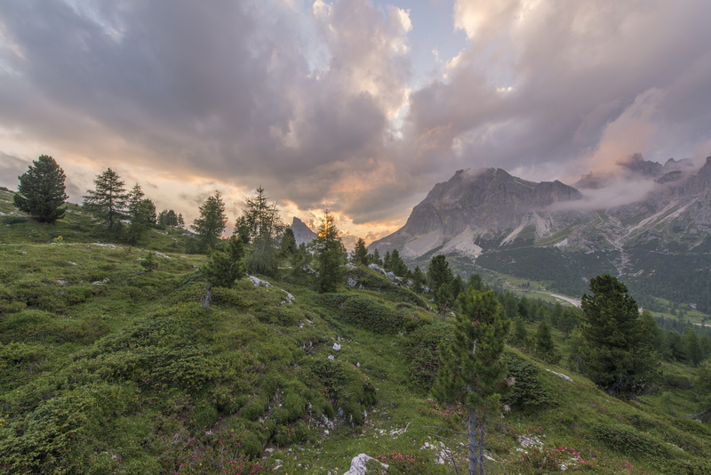 wellness, sky, cloud - sky, tranquility, beauty, achieve, beauty in nature, peaceful, range, exploration, success, accomplish, fitness, valley, nature
