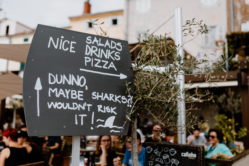 reataurant sign, restaurant, 4K, people, day, sign, women, visit, business, architecture, encouraging, crowd, blackboard, protestor, protest, adult, text
