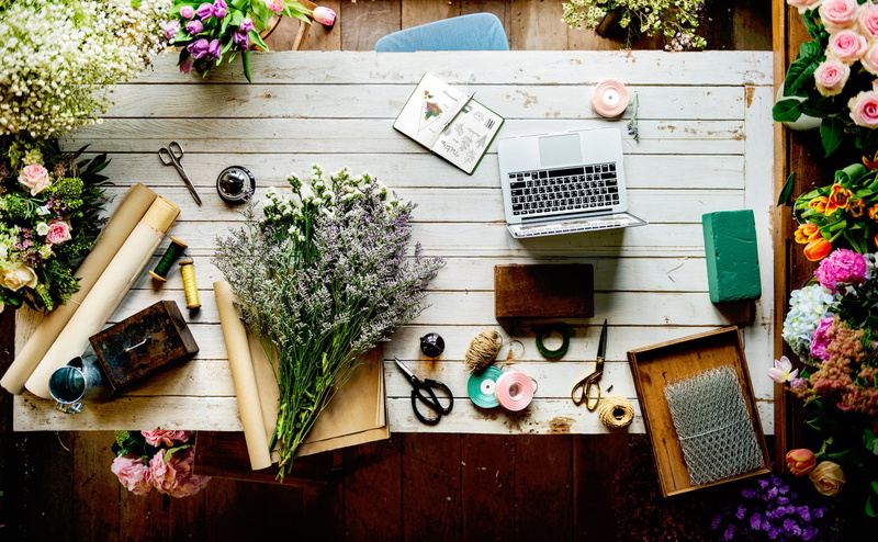 ribbons, laptop, arts, outdoors, pro, flower, directly above, macbook, flower pot, lifestyles, white, potted plant, wooden, handicrafts, working, gardening equipment