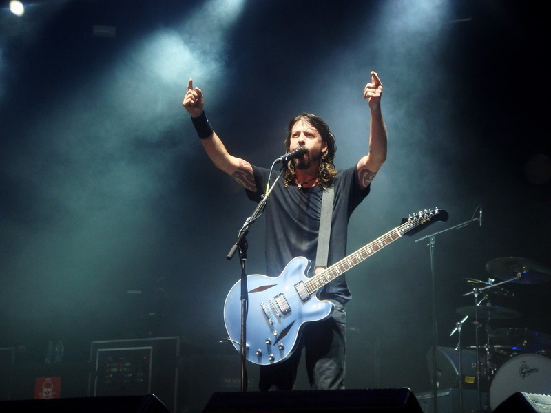 guitars, concerts, grohl, fighters, foo, 720P, concert, guitar, dave