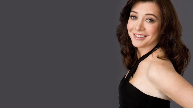 studio shot, happiness, long hair, Alyson Hannigan, indoors, women, young adult, looking at viewer, beautiful woman, hairstyle, glamour, portrait, fashion