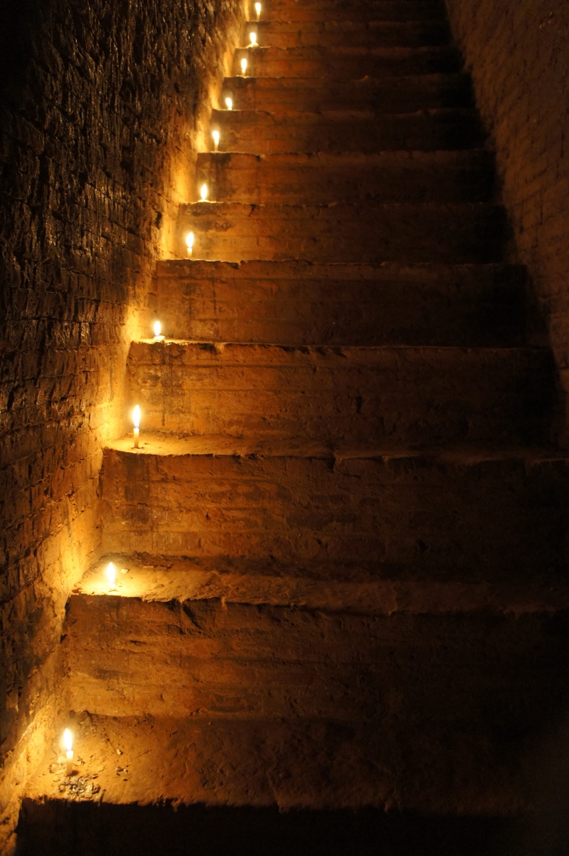 architecture, Stone, 4K, old, Stairway, Rise, indoors, high angle view, steps, go up, light - Natural Phenomenon, glowing, stone stairway, dark, absence