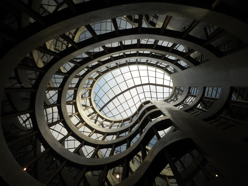 architectural feature, built Structure, concentric, 2K, Light, no People, pattern, steps and staircases, ceiling, shape, city, light, spiral, Architecture