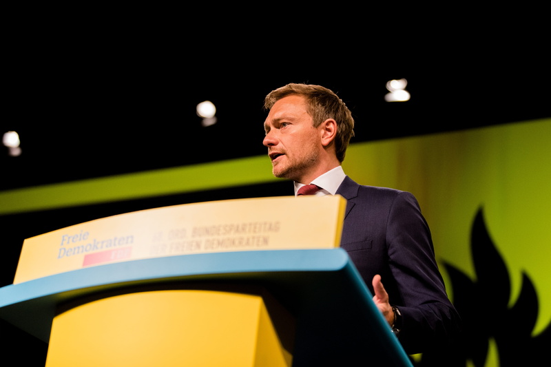 occupation, formalwear, adult, federal republic of, business person, policy, one person, 5K, business, politician, technology, suit, fdp, looking, berlin