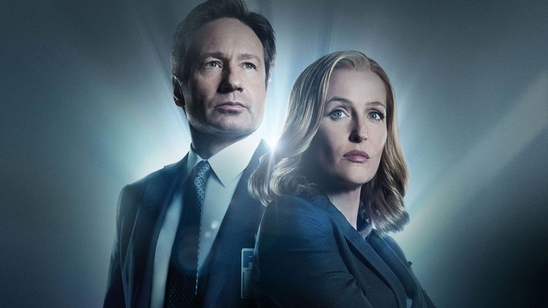 men, indoors, mid adult, 1080P, Dana Scully, adult, business, young adult, portrait, couple - relationship, headshot, Fox Mulder, women, togetherness