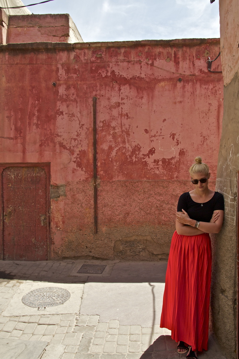 woman, red, one person, beautiful woman, lifestyles, ornament, day, clothing, outdoors, standing, morocco, women, sunny, adult, summer, fashion, built structure