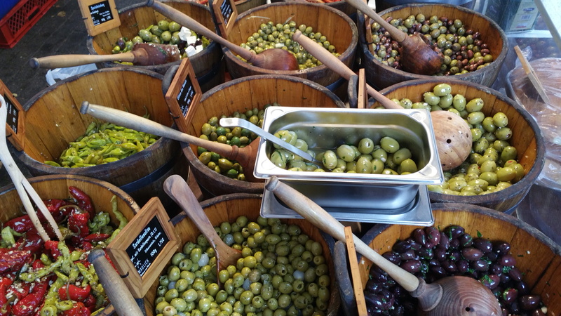 variation, delicious, retail, business, freshness, market, purchasing, large group of objects, black olive, choice, basket, pepperoni, 5K, for sale, shopping