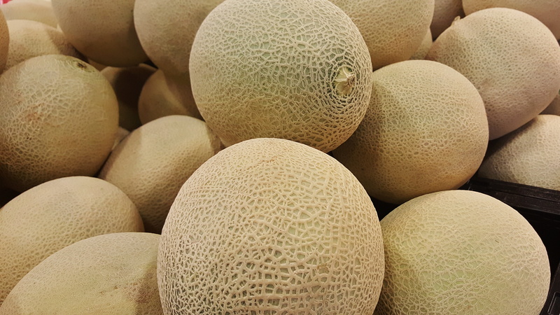 healthy food, spanspek, fruit, close-up, fresh fruit, lot, edible, rockmelon, backgrounds, still life, sweet melon, healthy, juicy, fresh food, sweet, wellbeing