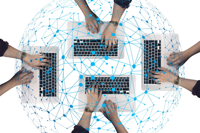 geometric shape, social media, built structure, network, 5K, human hand, mobile, sphere, meeting, concept, app, data, complexity, hands, pattern, media