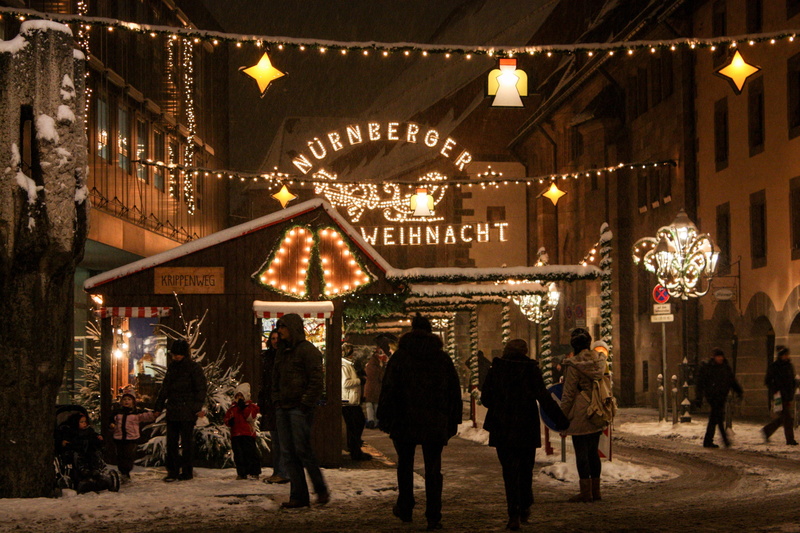 people, street, building, winter, hanging, men, leisure activity, city, 4K, group of people, built structure, night, decoration, architecture, adult, christmas buden