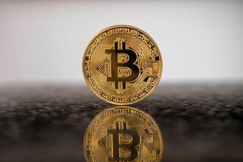 nature, text, still life, 4K, studio shot, history, canada, finance, btc, time, clock, altcoin, communication, the past, eth, business, bitcoin, reflection