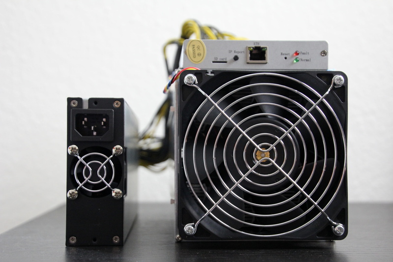 crypto, equipment, cash and cash equivalents, black color, electricity, steel, btc, electronic money, 5K, fan, single object, transaction, retro styled