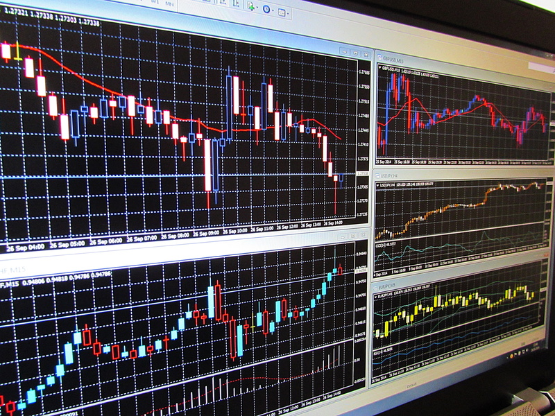 development, no people, display, monitor, transportation, retail, metal, displaying, illuminated, price development, analysis, 4K, architecture, chart