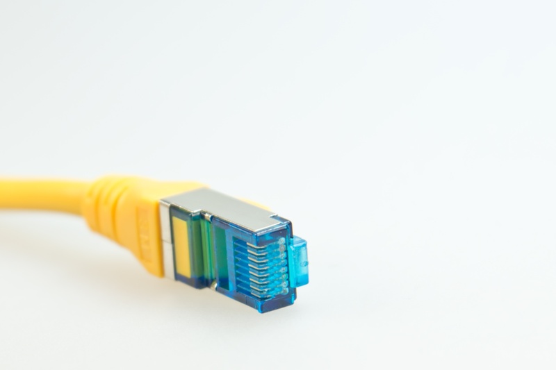 router, hardware, macro, network connection plug, copy space, rj-45, computer, close-up, lan, indoors, edp, network connector, network, focus, network cables