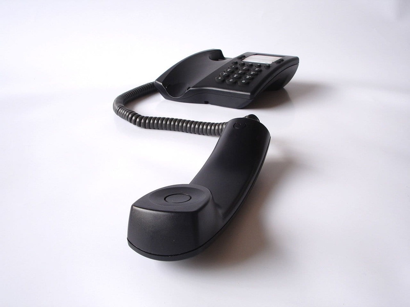 technology, landline phone, budget, black, 720P, equipment, phone cord, telephone receiver, telephone, ip, single object, no people, contact, phone, know
