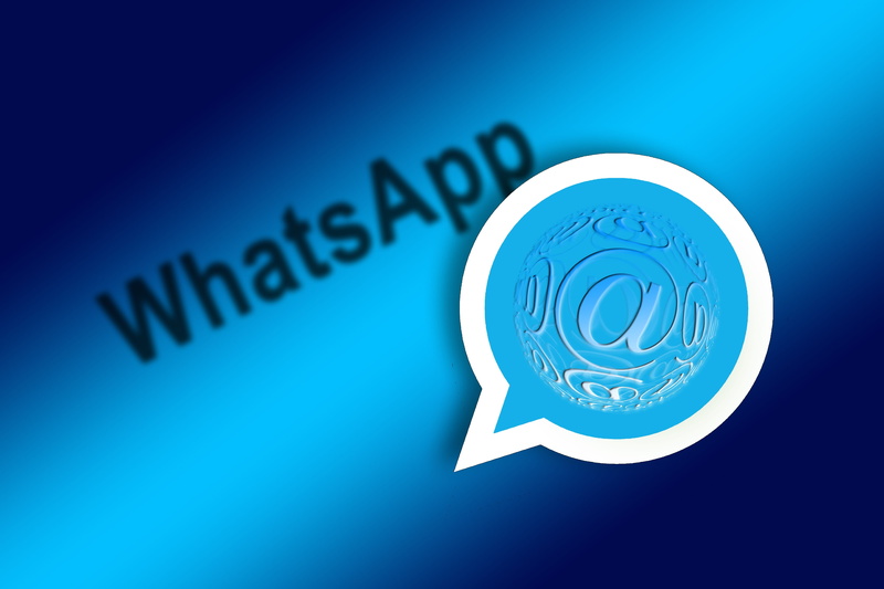graphics, economy, studio shot, communicate, close-up, social, technology, colored background, indoors, text, chart, phone, western script, lecture, 4K
