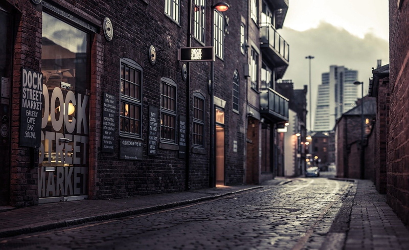 city, Artistic, Urban, city street, dock, footpath, concrete, building exterior, building, cobblestone, no people, direction, street light, outdoors, 1080P