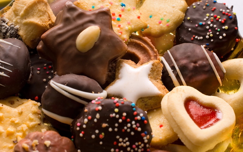 close-up, ready-to-eat, caramel, icing, food And Drink, candy, cookies, gourmet, nuts, choice, sweet Food, indoors, chocolates, celebration, chocolate Candy