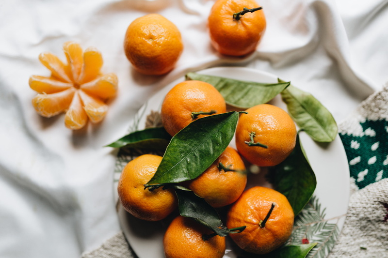 antioxidant, mandarin, freshness, plate, sweet, tangerine, life, citrus, flat, food and drink, leaves, food, citrus fruit, ripe, clementine, healthy eating
