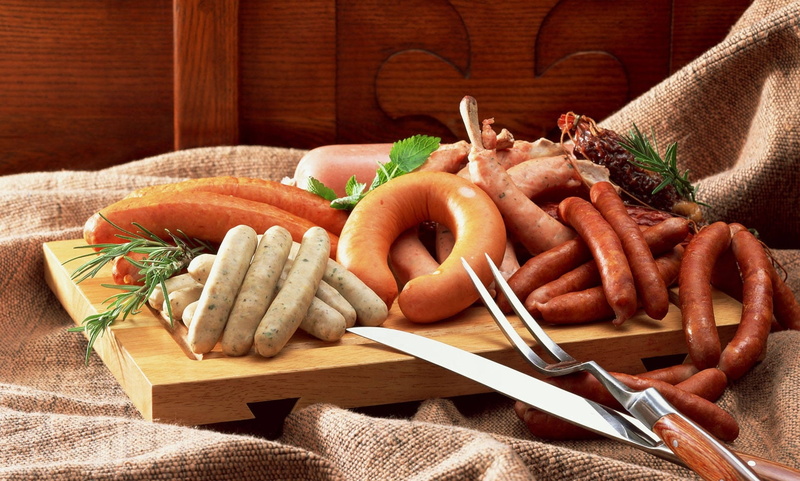wellbeing, snack, cooking, kitchen utensil, tomato, red, ingredient, brown, carrot, indoors, food, fat, meal, grilled, food And Drink, wood - Material