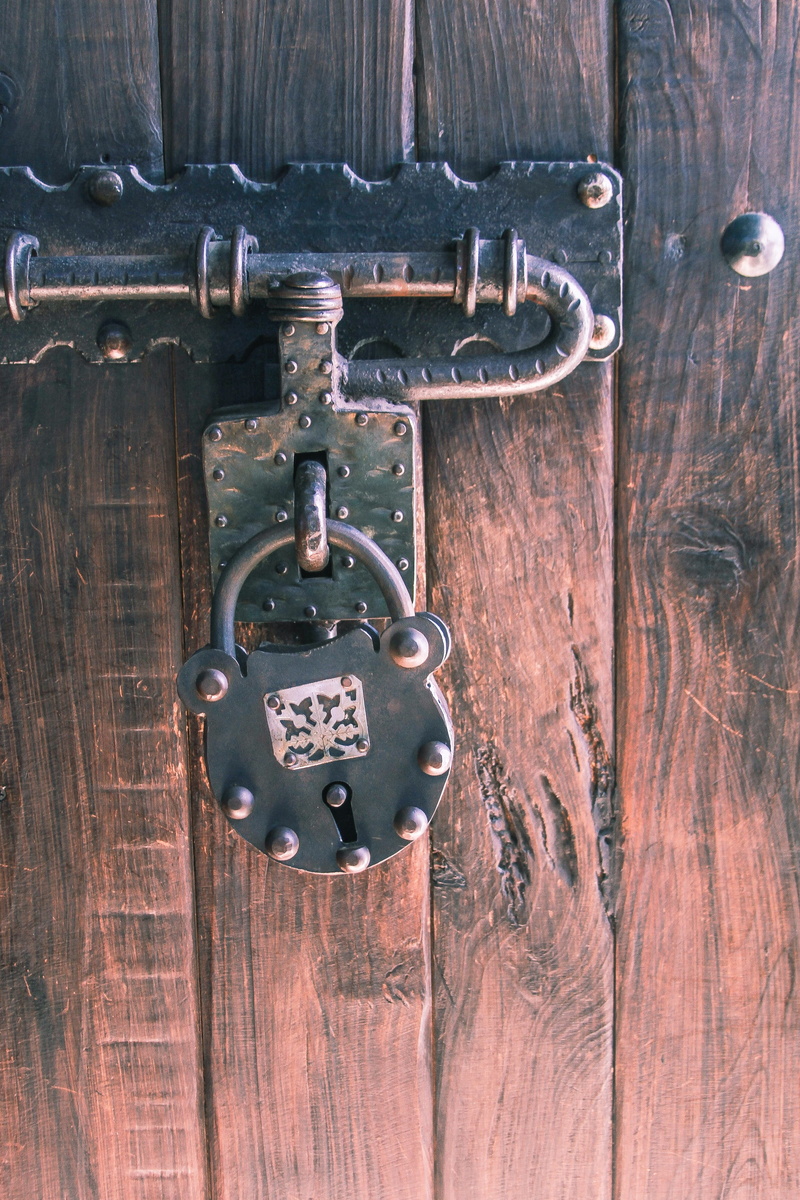 entrance, no people, Iron, full frame, closed, latch, day, lock, Metal, 2K, Padlock, Door, forging, protection, insurance, old, safety, technology, tranca
