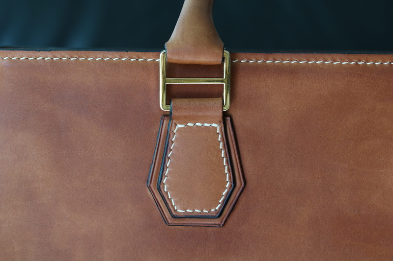 hobby, close-up, craft, body part, personal accessory, jewelry, needle, classic, front view, human body part, midsection, style, qualitative, purse, luxury