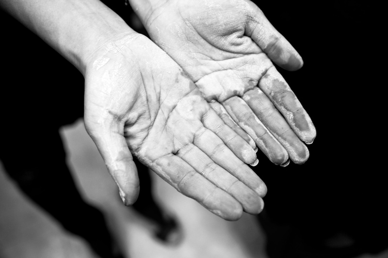 human body part, thumb, clay, close-up, body part, studio shot, work, senior adult, people, black and white, hands cupped, human finger, 5K, finger, human hand