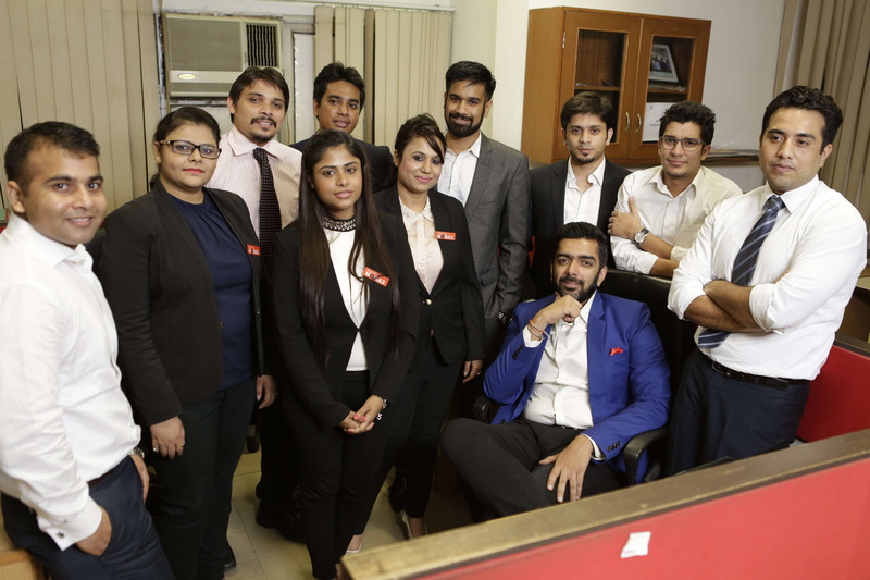 digital marketing keynote speaker, medium group of people, group, women, group of people, business, males, suit, men, portrait, young men, well-dressed