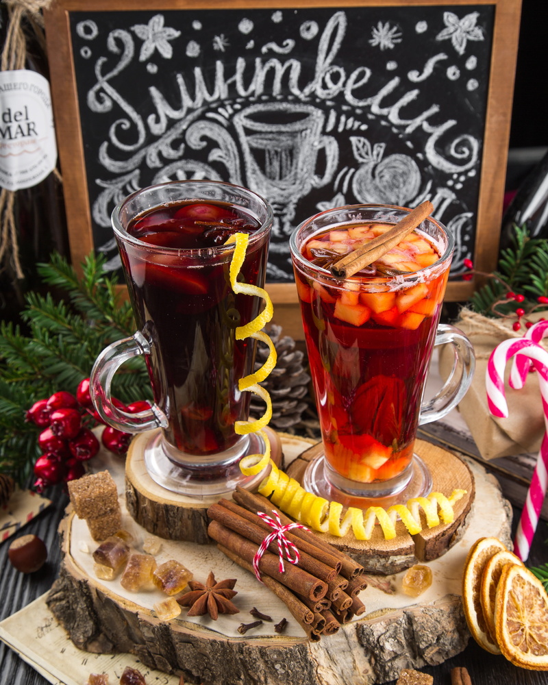 mugs, drinking glass, warmly, hot drink, alcohol, close-up, tray, still life, tea, tasty, freshness, 4K, wine, filled, orange, two, table, winter, non-alcoholic beverage