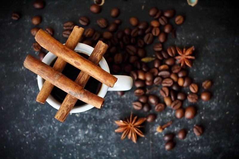 food, indoors, no people, cup of coffee, coffee - drink, ceramic, christmas, texture, drink, spices, Closeup, dark, cinnamon sticks, still life, Coffee Cup