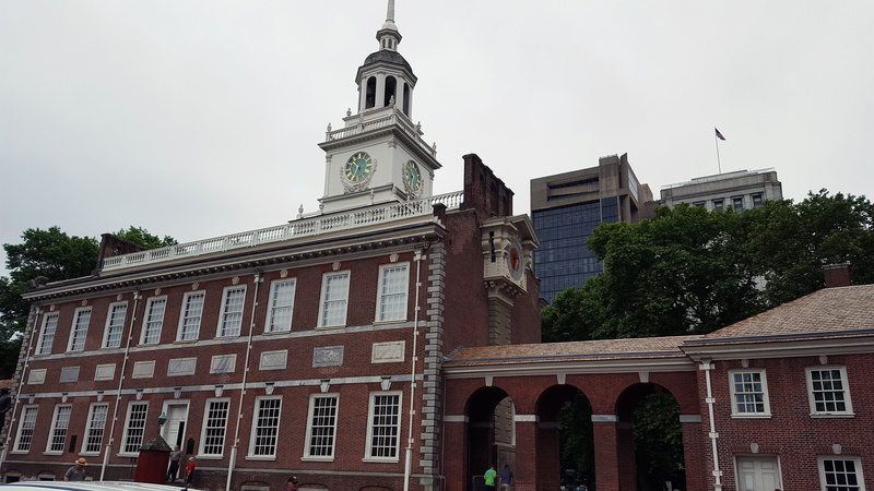 independence, benjamin franklin, the past, hall, history, travel, building, stow, low angle view, liberty bell, outdoors, plant, tree, building exterior