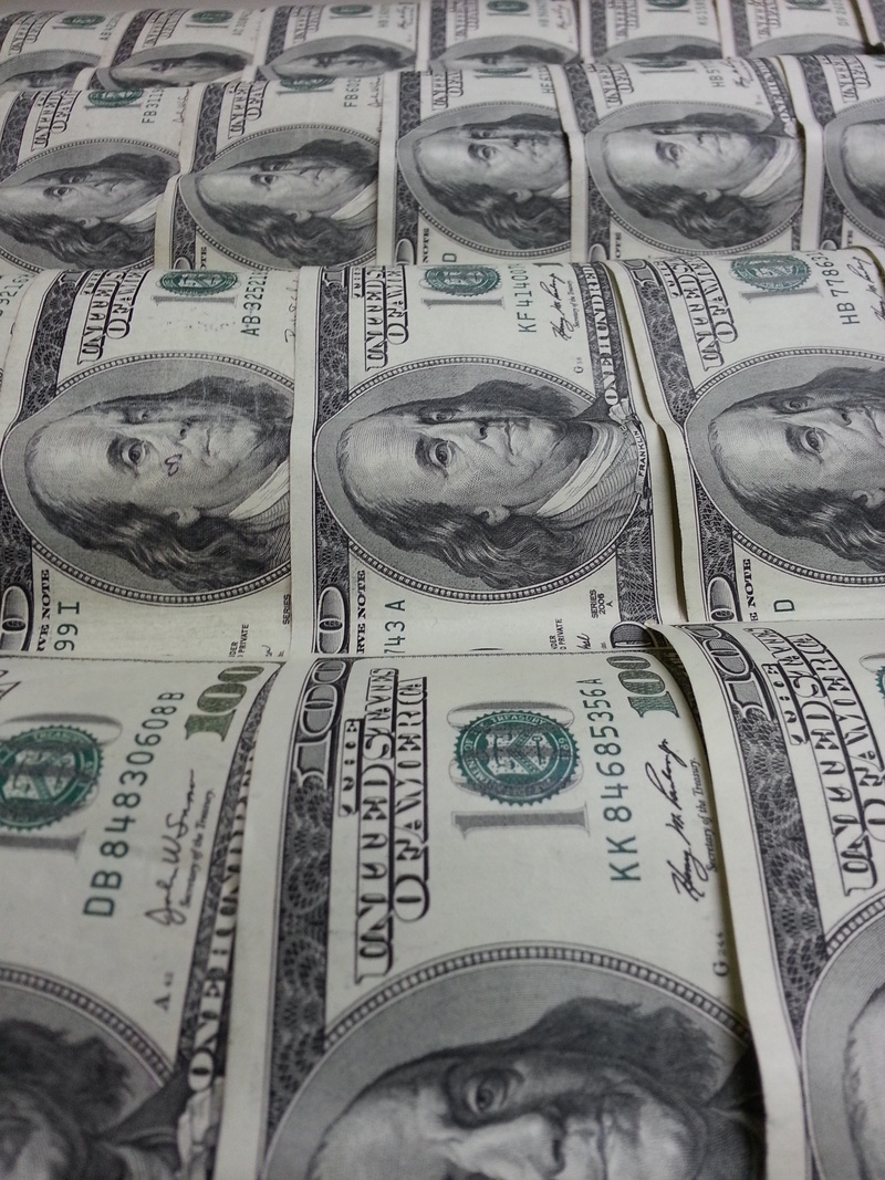 close-up, economy, money, 2K, full frame, finance, dollar, variation, indoors, number, wealth, dollar sign, lot, backgrounds, choice, franklin, still life