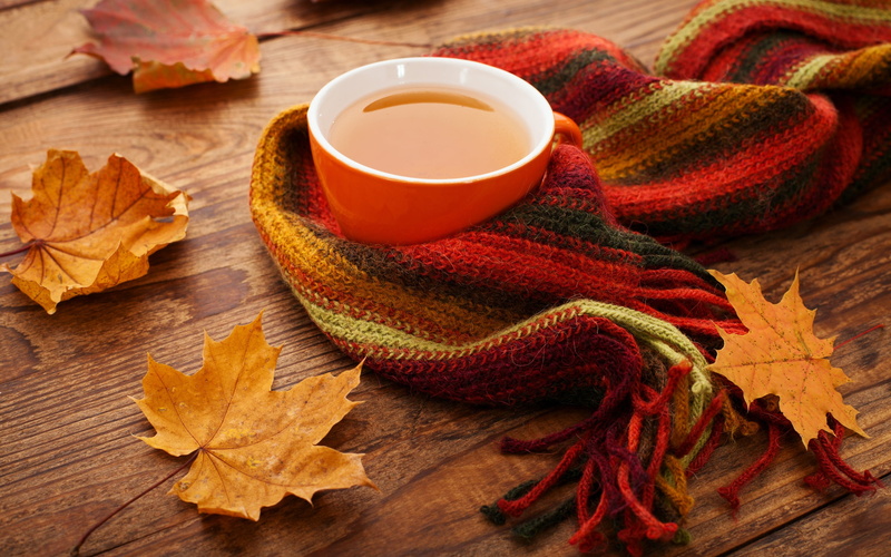 orange color, red, Food, textile, hot drink, wood - material, no people, relaxation, tea, cup, 2K, ceramic, indoors, maple leaf, plant part, high angle view