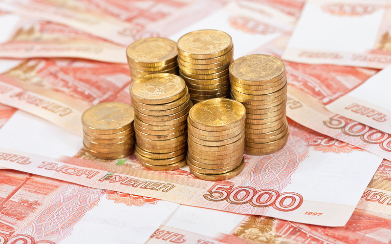 gold Colored, making Money, large group of objects, five, fullscreen, coin, rubles, banking, widescreen, money, indoors, wealth, 2K, table, paper Currency
