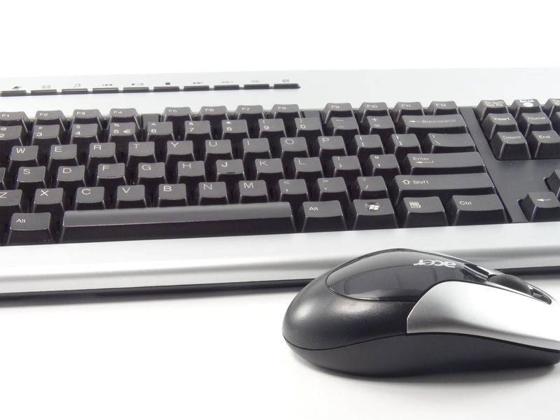 close-up, internet, no people, pc, wireless technology, business, push button, office, equipment, keyboard, black, computer keyboard, indoors, 2K, hardware