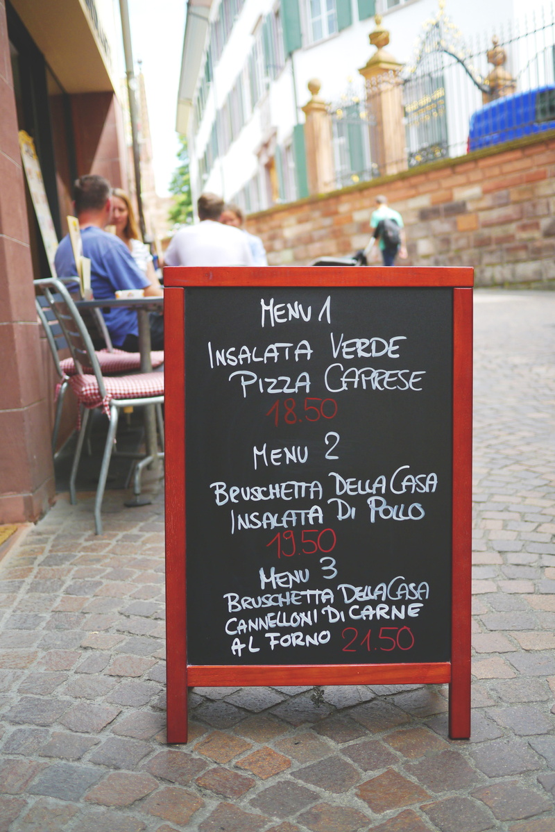 message, text, gastronomy, red, street cafe, sidewalk cafe, printed, built structure, business, 4K, cafe, incidental people, information, day, city life