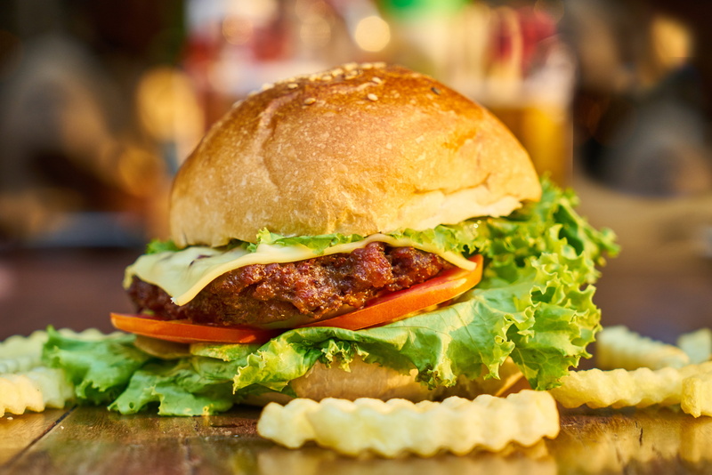 photography, take out food, meat, meatballs, focus on foreground, fast food restaurant, healthy eating, food, fast food, no people, burger, healthy lifestyle