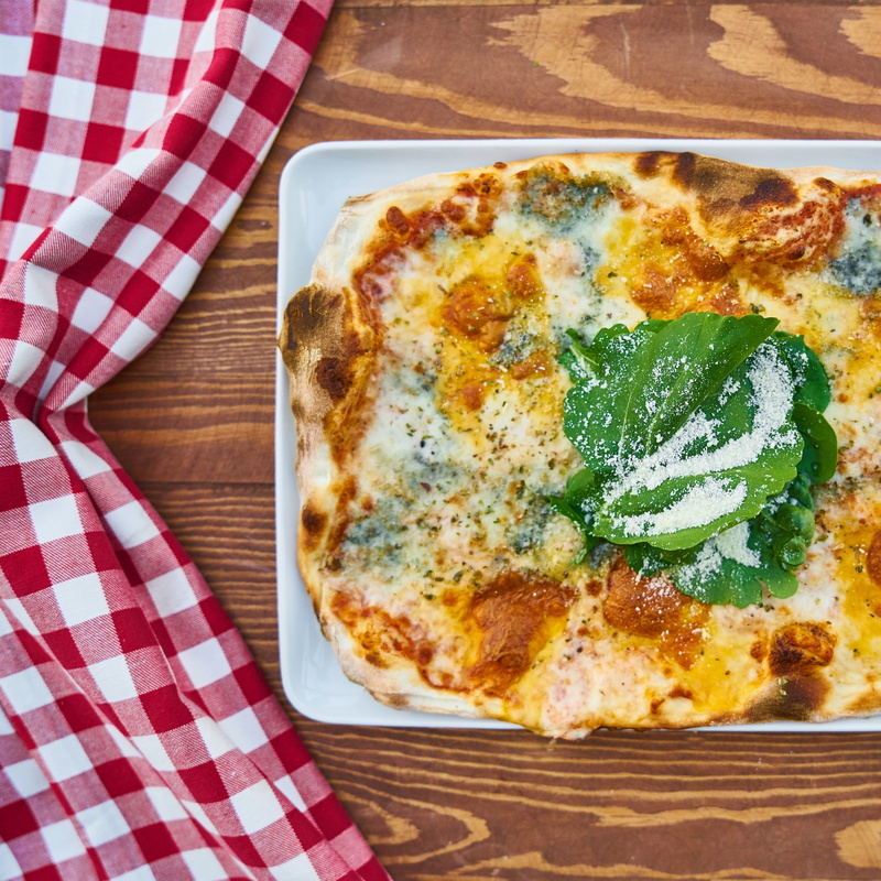 italian, background, plate, garnish, dough, 5K, table, nutrition, pizza, photo, unhealthy eating, indulgence, nobody, healthy food, vegetarian food, freshness