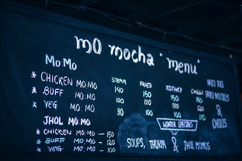 airport, momo, board, art, photo, information, arrival departure board, chalk, finance, travel, black, architecture, design, 5K, specials, western script