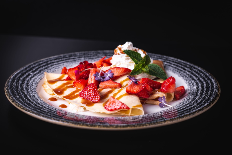 plate, food, fruit, still life, indoors, pictures of food, wellbeing, vegetable, whipped cream, black background, red, dessert, salad, close-up, pancake