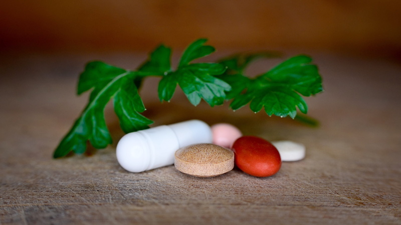 health, cure, choice, pharmaceutical, plant part, red, herbs, alternative, parsley, antibiotics, treatment, wood - material, disease, food, wellbeing, supplement
