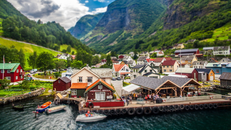 alpine, micro, residential district, hd, plant, ultra, building exterior, river, mountain range, 4K, norwegian, town, water, k, built structure, transportation